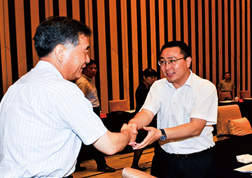 原中央政治局常委、第十三届全国政协主席， 时任国务院副总理汪洋接见ag8集团科技总裁薛驰