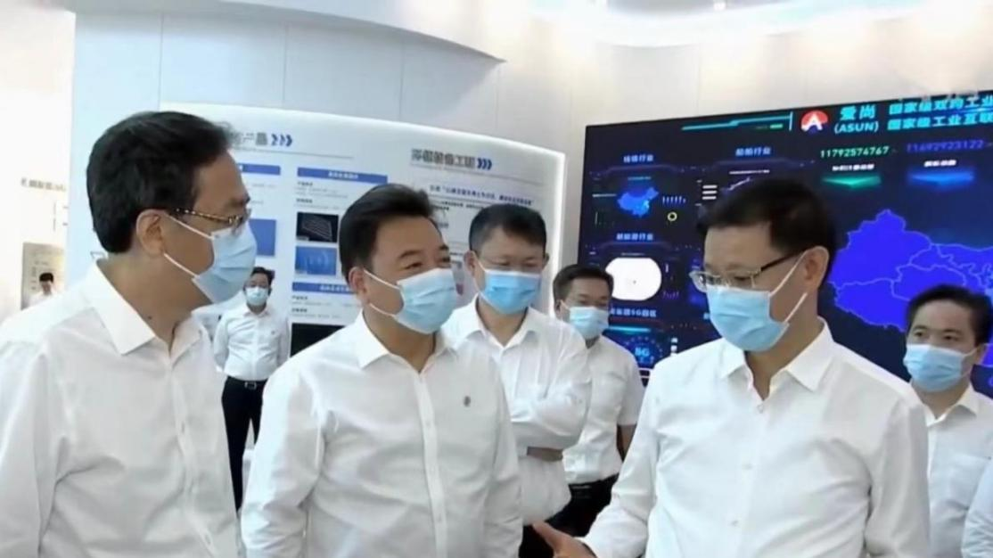 江苏省委副书记、省长许昆林考察ag8集团科技